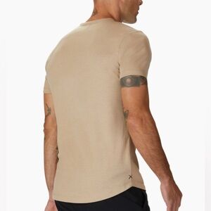 Cuts AO CURVE-HEM TEE